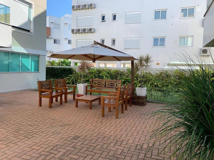 Apartamento Em Frente Ao Mar Appartamento Florianópolis Esterno foto